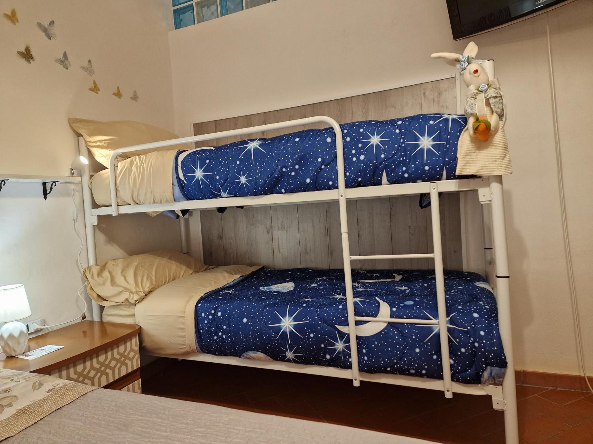 Casa Mille Baci Con Parcheggio Apartment Livorno Ngoại thất bức ảnh